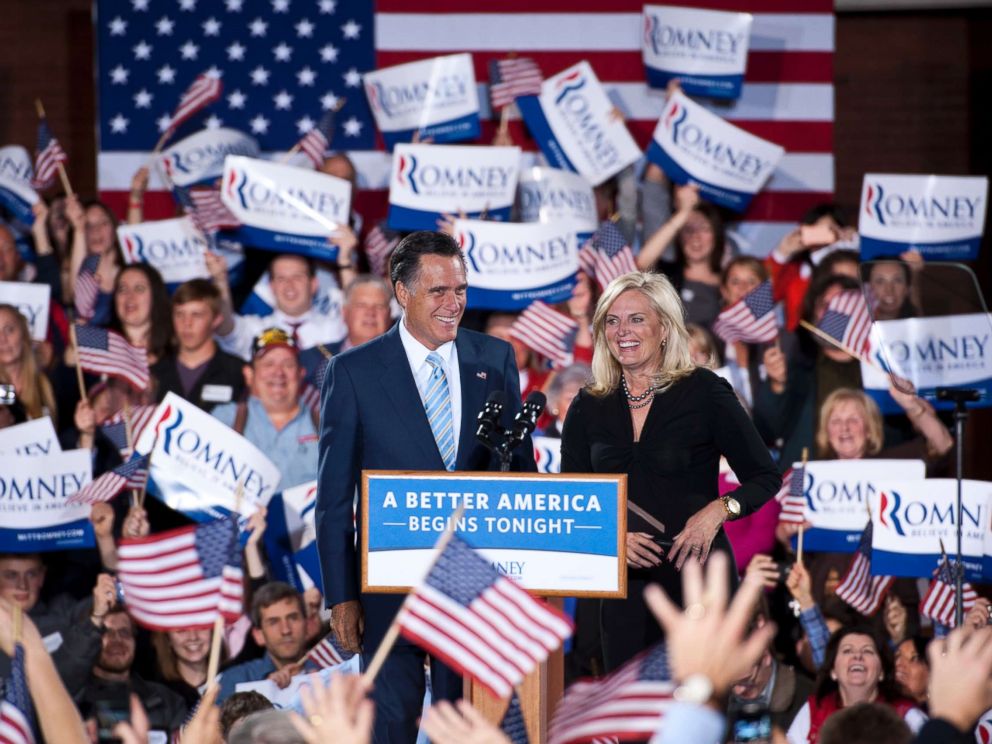 PHOTO: Republican presidential candidate Mitt Romney arrives with his wife Ann Romney at a rally in Manchester, N.H., April 24, 2011.