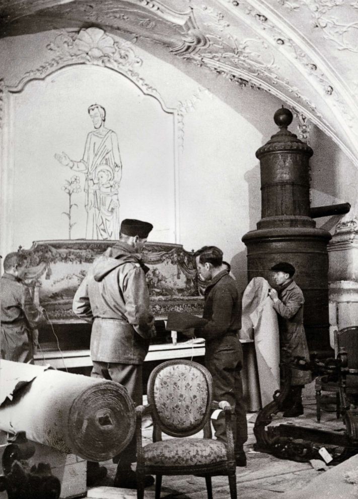 PHOTO: Monuments Men rescue art from Buxheim Monastery, Bavaria, 1945.