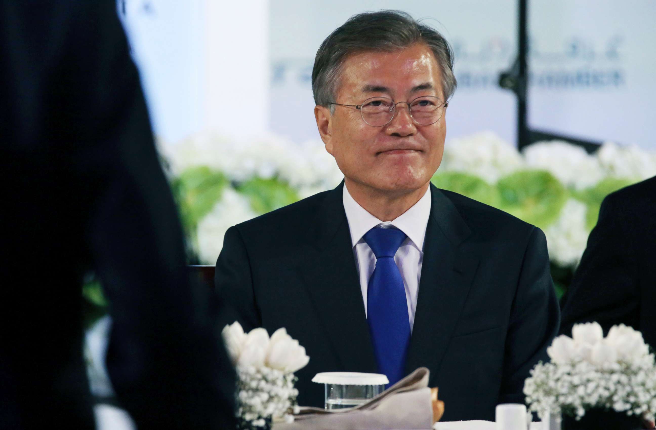 PHOTO: South Korean President Moon Jae-in attends a luncheon in Dubai, United Arab Emirates, March 27, 2018.