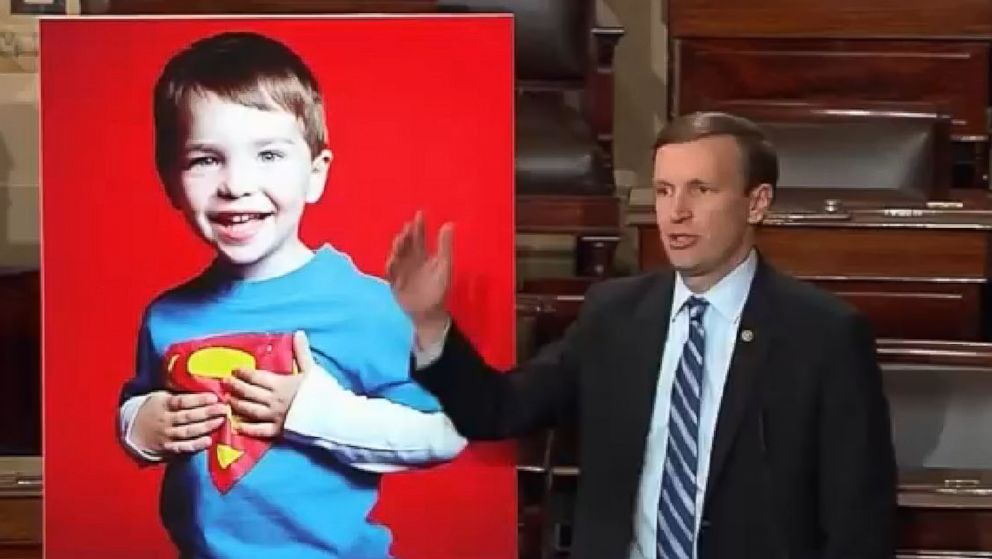 PHOTO: Sen. Chris Murphy, D-Conn. speaks on the floor of the Senate on Capitol Hill in Washington D.C., Wednesday, June 15, 2016, where he launched a filibuster demanding a vote on gun control measures. 