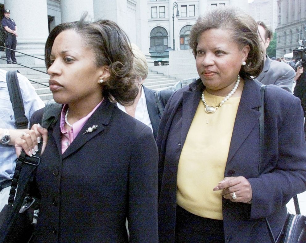 PHOTO: Edith Bartley and her mother Sue enter a federal court in New York on May 29, 2001. 