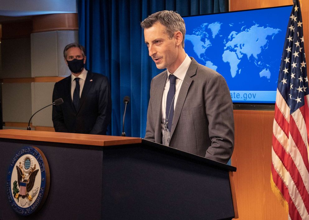 PHOTO: Department Spokesperson Ned Price introduces Secretary of State Antony J. Blinken before he delivers remarks to the media at the U.S. Department of State in Washington, D.C. on January 27, 2021.