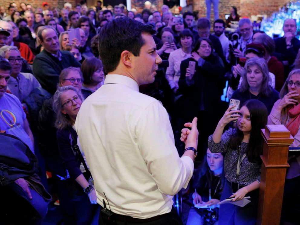 PHOTO: South Bend Mayor Pete Buttigieg speaks during a campaign stop at Portsmouth Gas Light in Portsmouth, N.H., March 8, 2019.