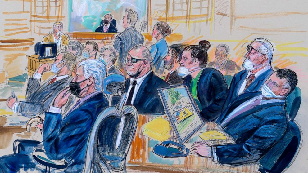 PHOTO: This artist sketch depicts the trial of Oath Keepers leader Stewart Rhodes and four others charged with seditious conspiracy in the Jan. 6, 2021, Capitol attack, in Washington, D.C., Oct. 6, 2022. 