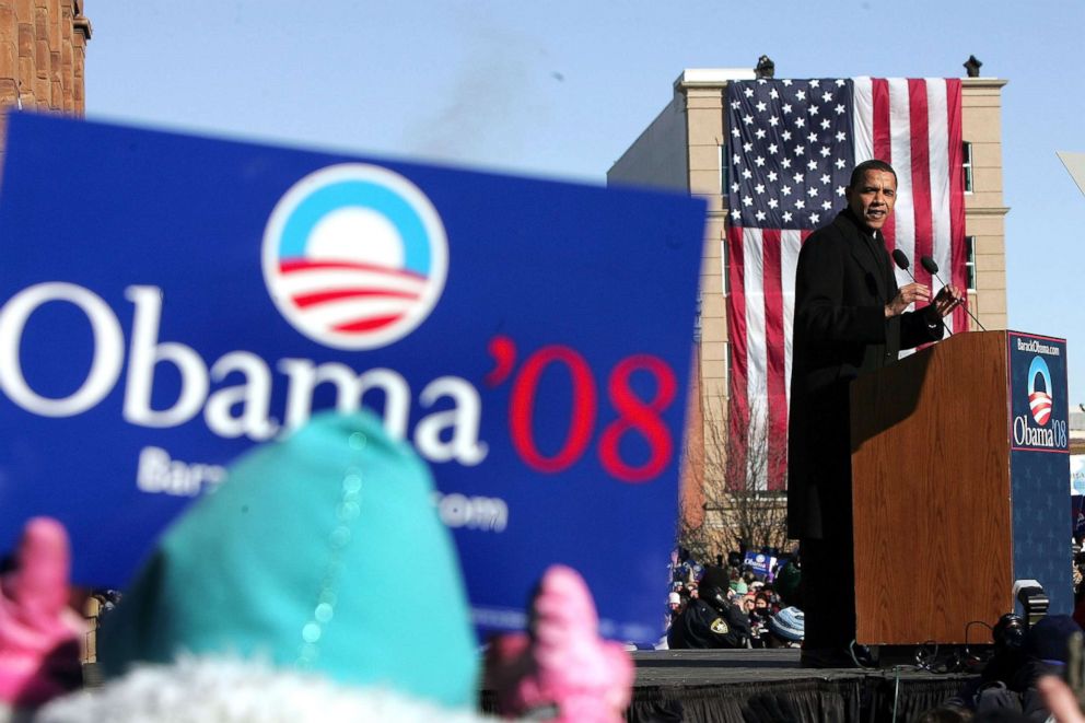 PHOTO: Senator Barack Obama (D-IL) speaks to a crowd gathered on the lawn of the old State Capital Building, Feb. 10, 2007, in Springfield, Ill. Obama announced to the crowd that he would seek the Democratic nomination for President.