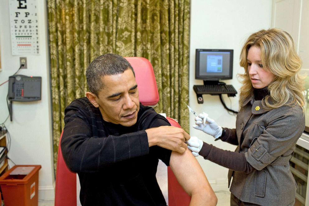 PHOTO: President Barack Obama is seen in this photo released by The White House, as a nurse prepares to administer to him the H1N1 vaccine on Dec. 21, 2009 in Washington, D.C.
