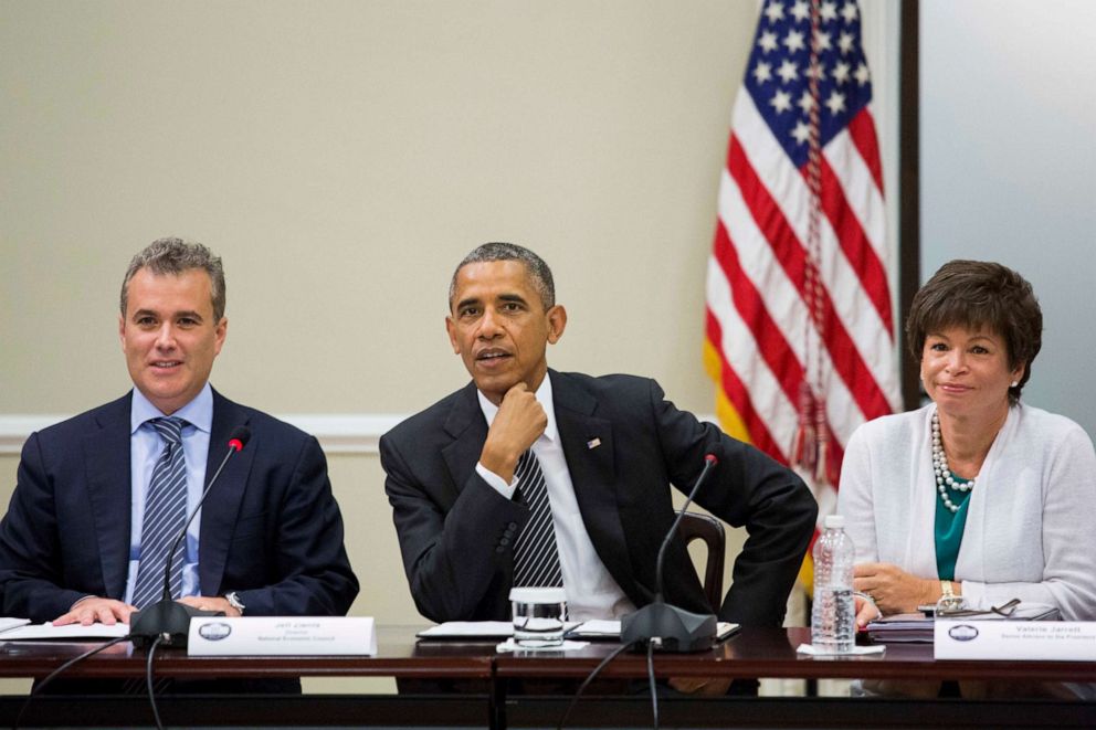 PHOTO: President Barack Obama meets with company executives and their small business suppliers, in the Eisenhower Executive Office Building in Washington, D.C., July 11, 2014.