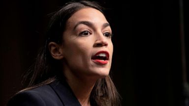 PHOTO: Rep. Alexandria Ocasio-Cortez speaks at an event in New York City, April 5, 2019.