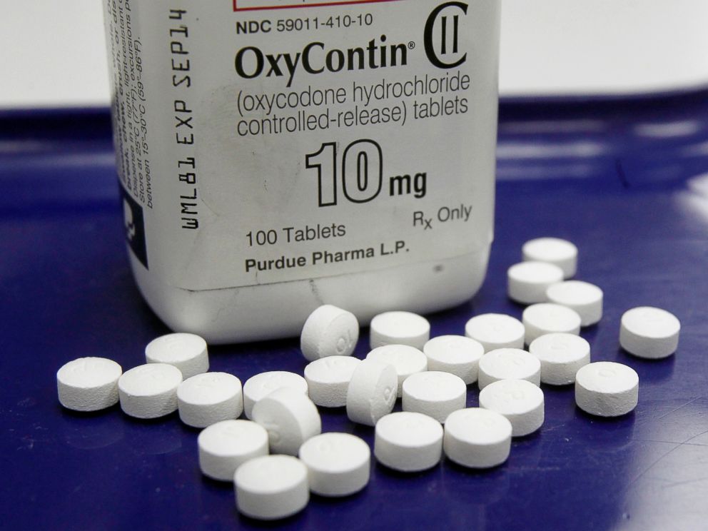 PHOTO: OxyContin pills are arranged for a photo at a pharmacy in Montpelier, Vt., Feb. 19, 2013.