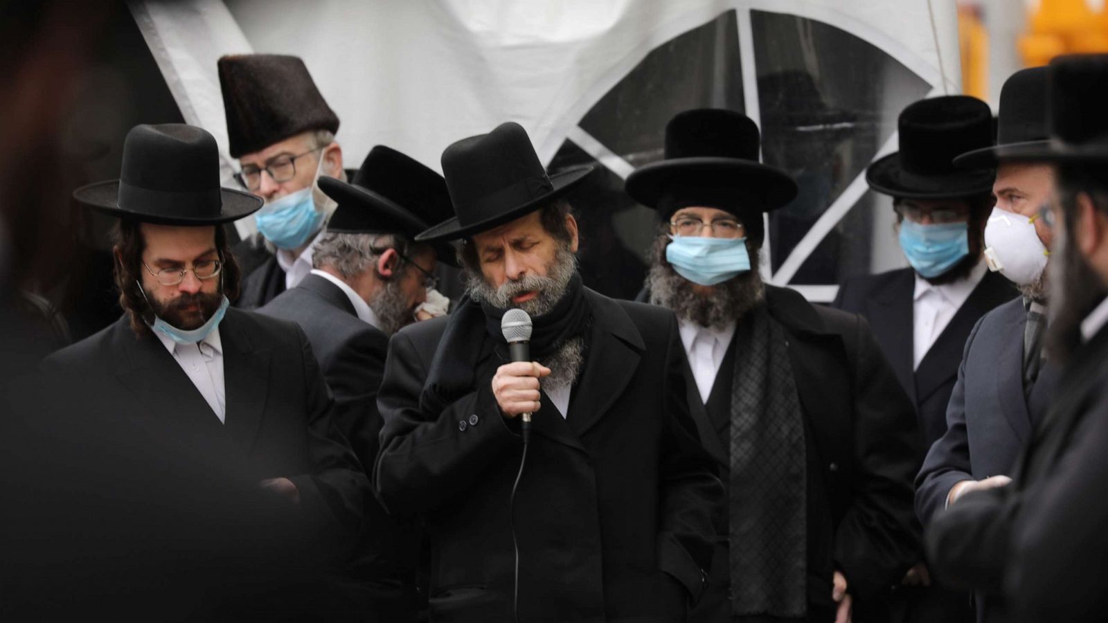 As Passover nears, a struggle between community and coronavirus for some  Orthodox Jews - ABC News