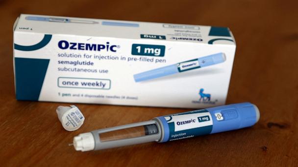 giving yourself semaglutide injection Week 1 on Semaglutide: Injection Experience giving yourself semaglutide injection Week 1 on Semaglutide: Injection Experience