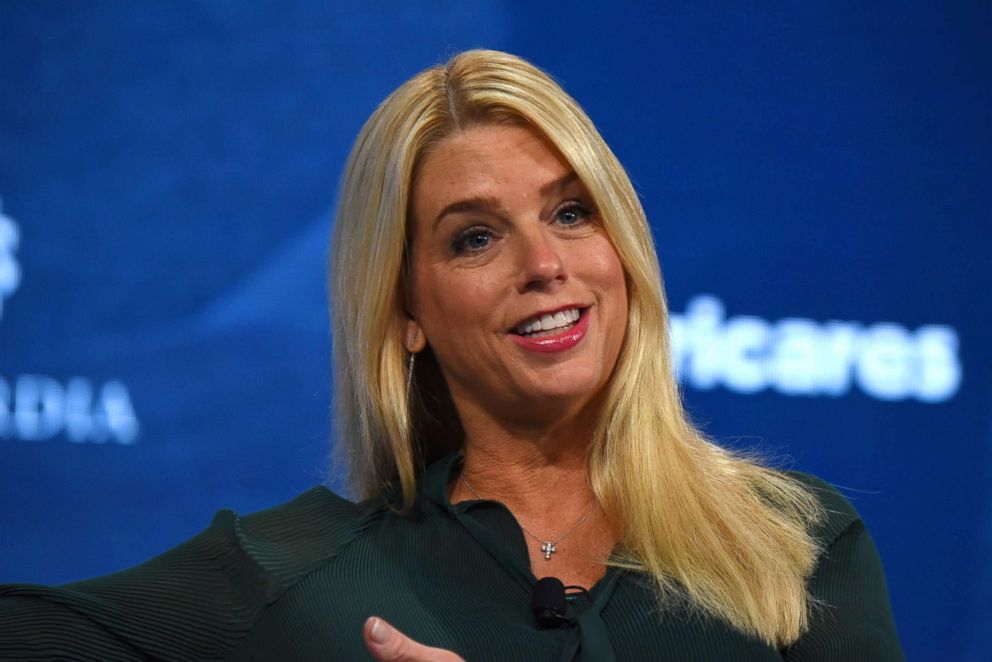 PHOTO: Attorney General of the State of Florida Pam Bondi sings on stage at an event in New York on September 25, 2018.