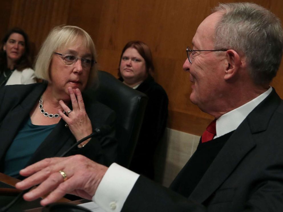 PHOTO: Chairman Lamar Alexander and ranking member Sen. Patty Murray confer during a Senate Health, Education, Labor and Pensions committee hearing on Capitol Hill Oct. 19, 2017 in Washington.