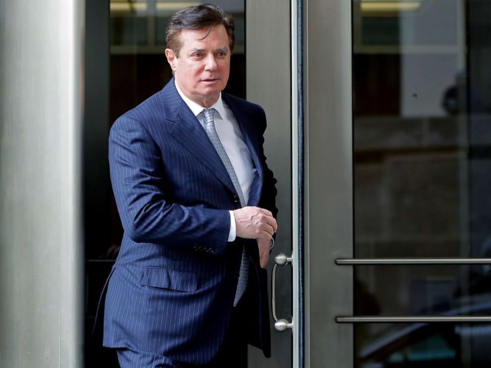 PHOTO: Paul Manafort, President Donald Trump's former campaign chairman, leaves the federal courthouse in Washington, DC., Feb. 14, 2018.