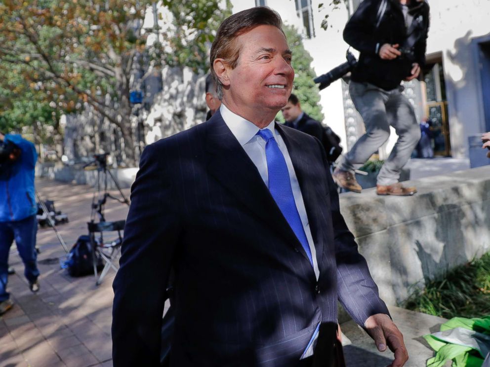 PHOTO: Paul Manafort leaves Federal District Court in Washington, D.C., Oct. 30, 2017.