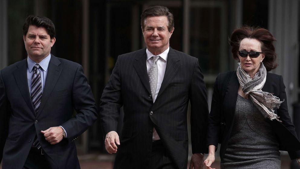 Former Trump campaign manager Paul Manafort arrives at the Albert V. Bryan U.S. Courthouse for an arraignment hearing March 8, 2018 in Alexandria, Va.