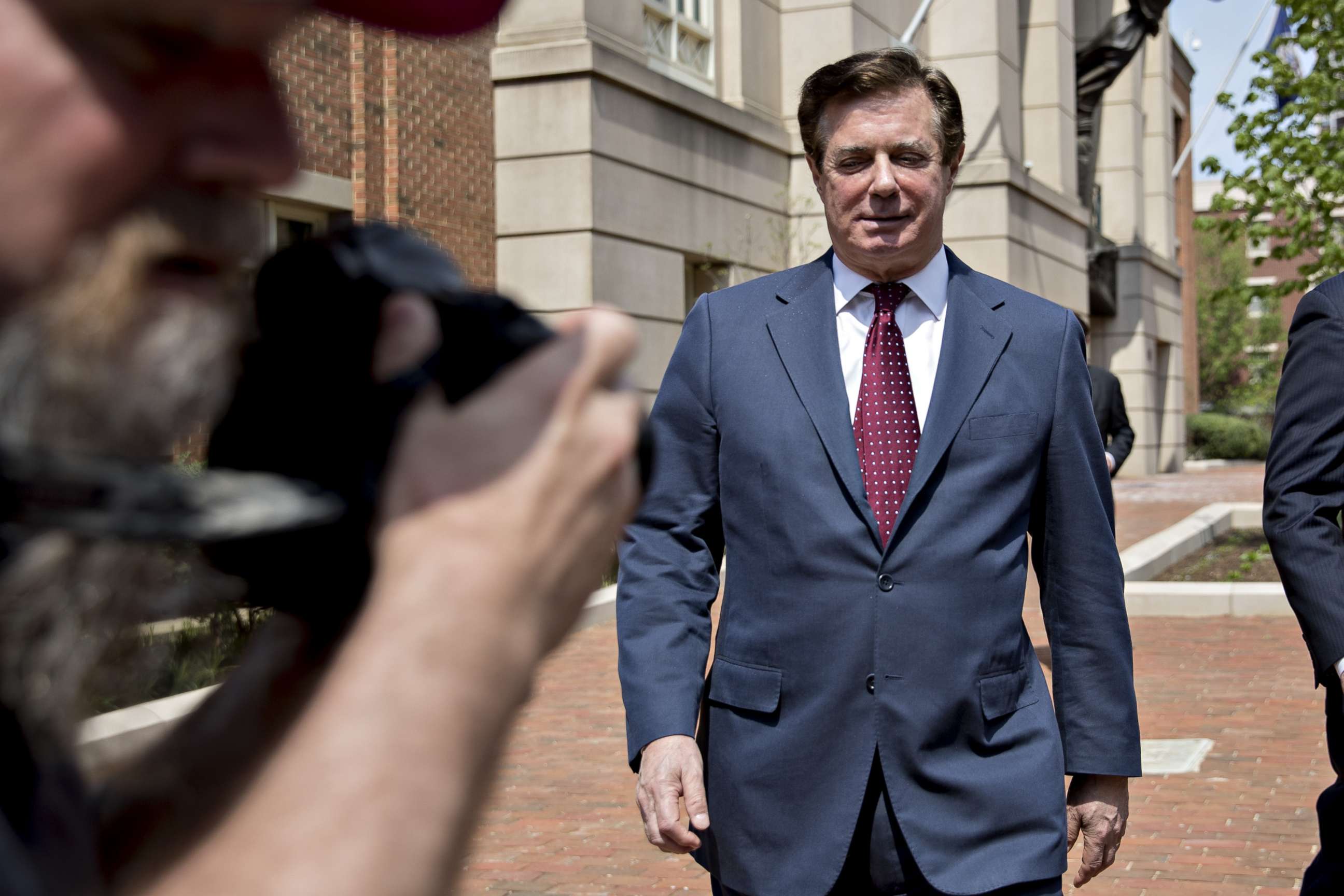 PHOTO: Paul Manafort, former campaign manager for Donald Trump, exits the District Courthouse after a motion hearing in Alexandria, Va., May 4, 2018.