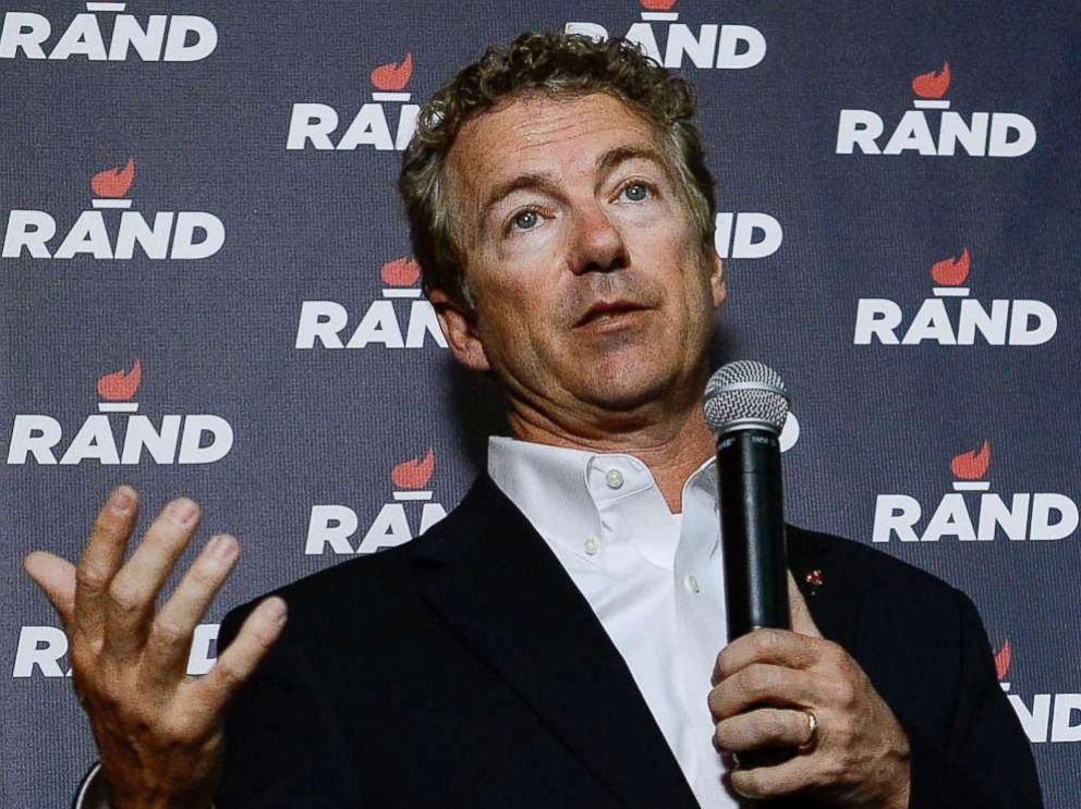 PHOTO: Sen. Rand Paul, GOP presidential candidate addresses his supporters during a campaign event, June 29, 2015, at Choppers Sports Bar & Grill in Denver.