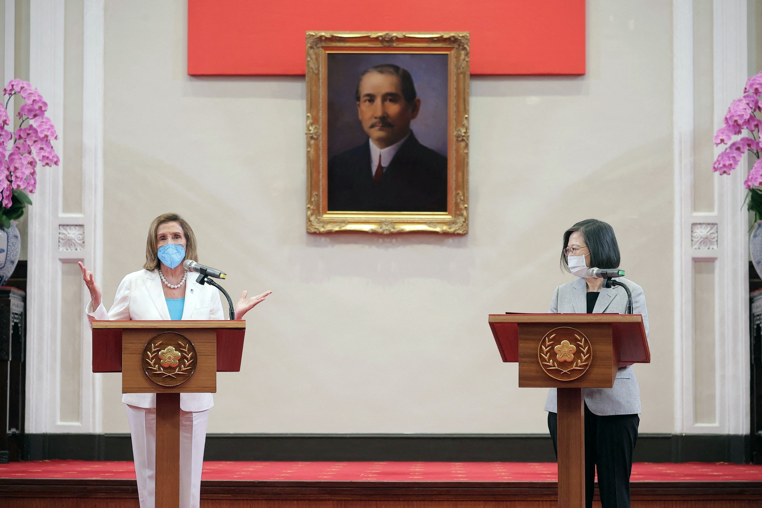 PHOTO: U.S. House of Representatives Speaker Nancy Pelosi speaks at a news conference with Taiwan President Tsai Ing-wen at the presidential office in Taipei, Taiwan Aug. 3, 2022.
