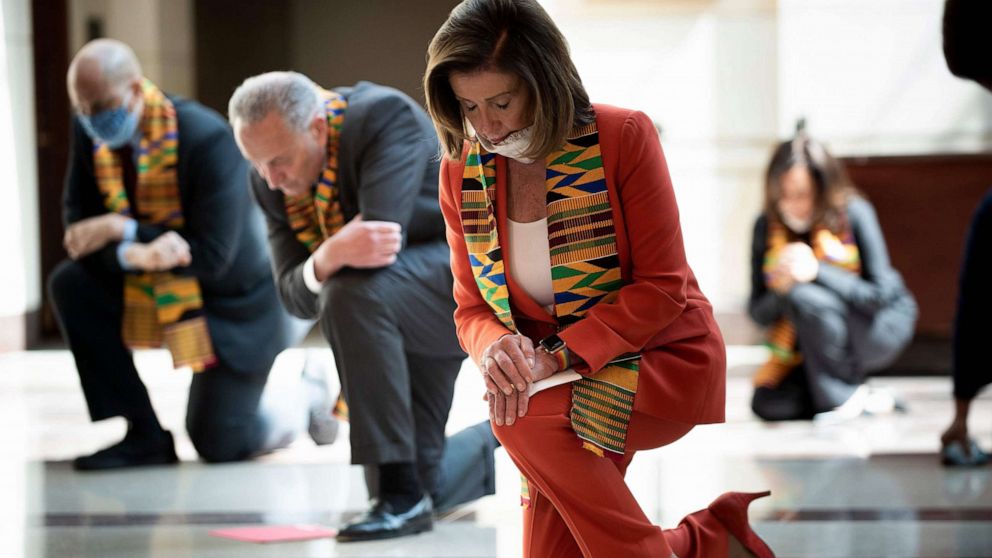 PHOTO: Speaker of the House Nancy Pelosi and other Democratic lawmakers take a knee to observe a moment of silence on Capitol Hill, June 8, 2020, in Washington, D.C.