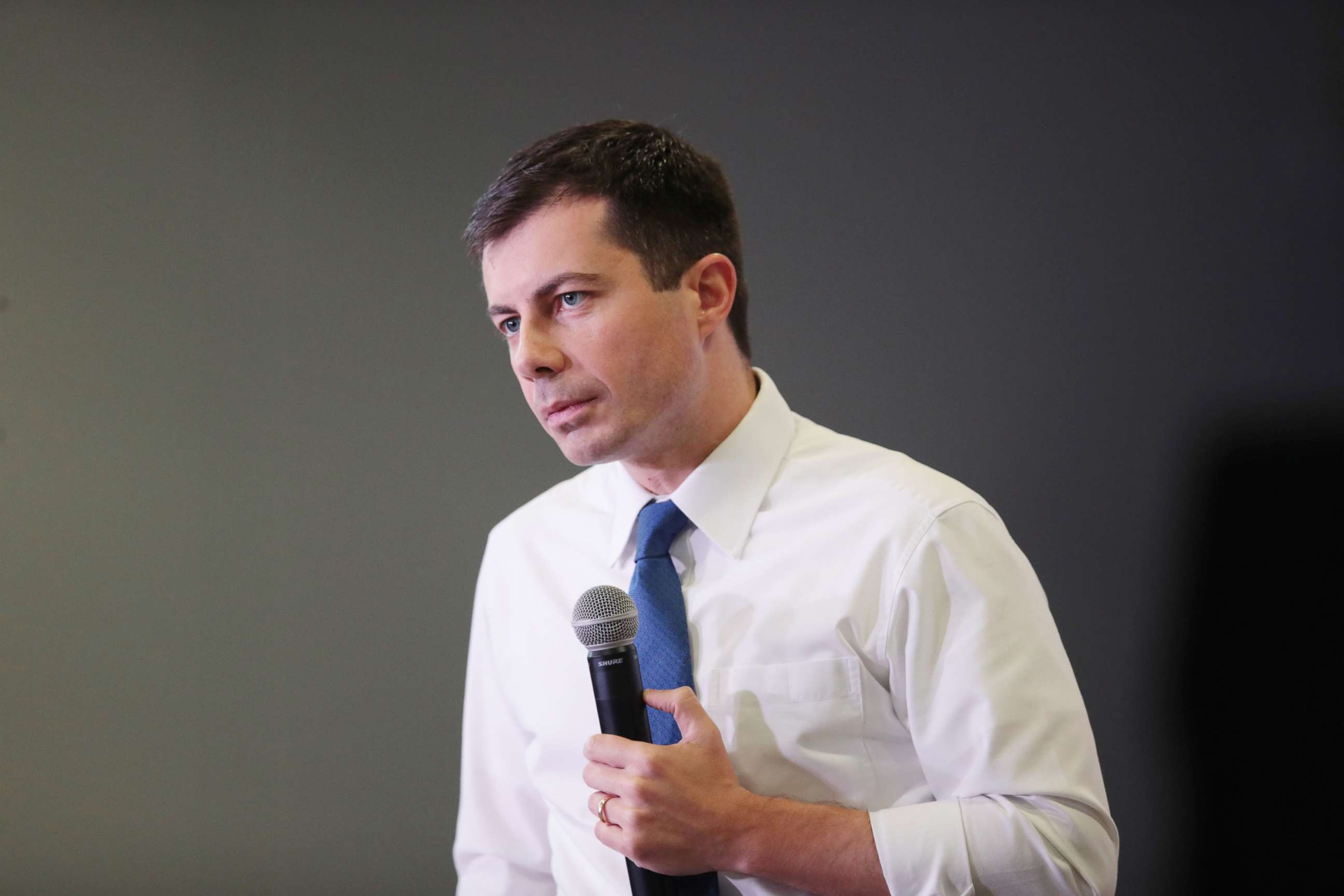 PHOTO: Democratic presidential candidate South Bend, Indiana Mayor Pete Buttigieg speaks to guests during a campaign stop at the YMCA on Nov. 25, 2019 in Creston, Iowa.