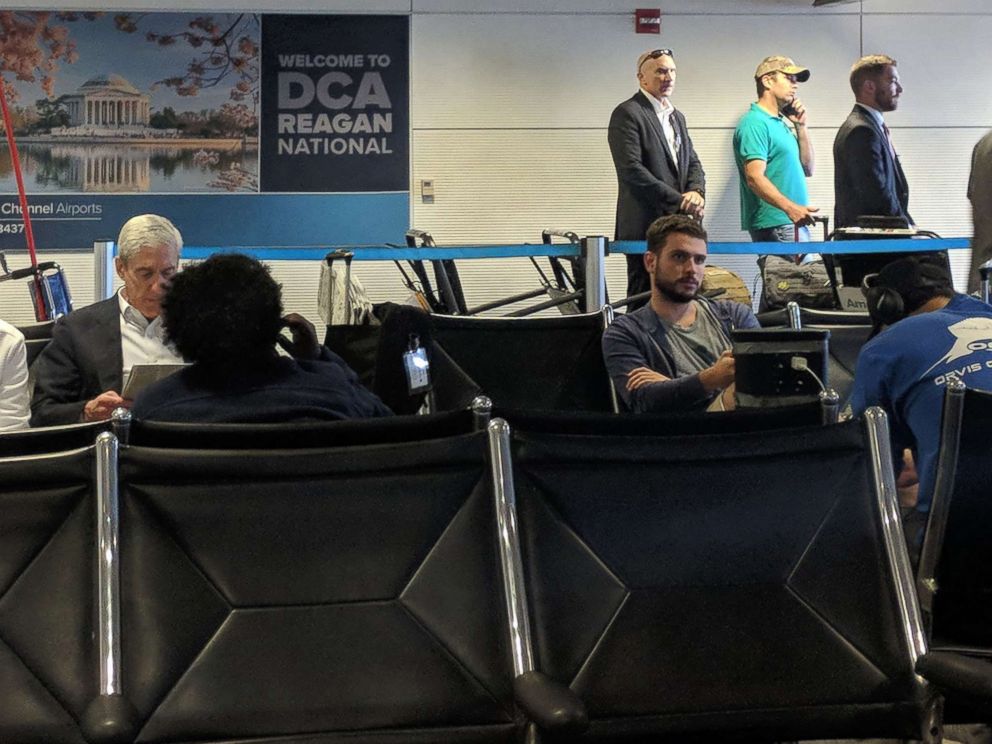 Mueller, Trump Jr. photographed waiting in same DC airport terminal