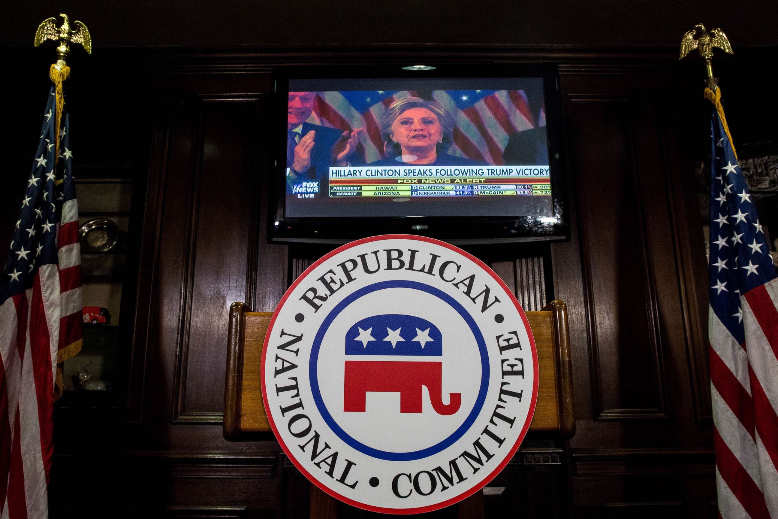 PHOTO: The GOP emblem adorns a podium before the start of a press conference at the Republican National Committee Headquarters in Washington, Nov. 9, 2016.