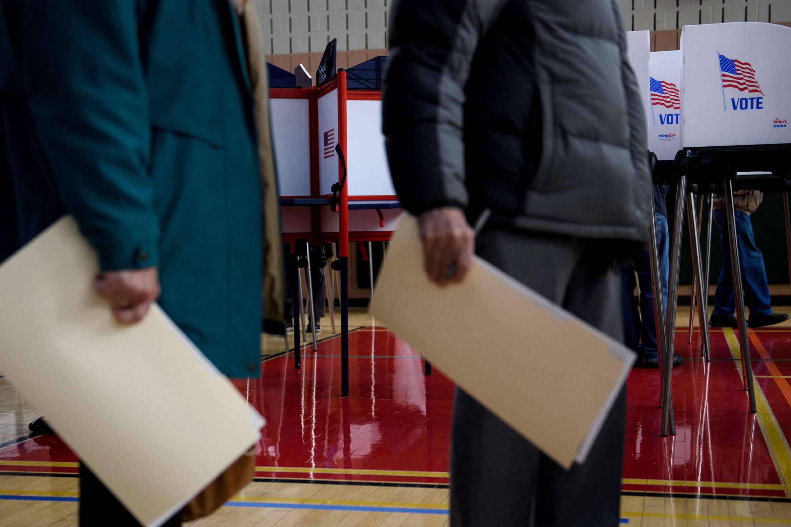 PHOTO: People wait to cast their ballots during early voting at a community center, Oct. 25, 2018, in Potomac, Md., two weeks ahead of the key US midterm polls.