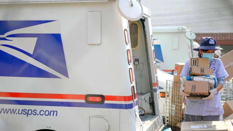 'We will deliver': USPS presents rosy outlook for holiday season