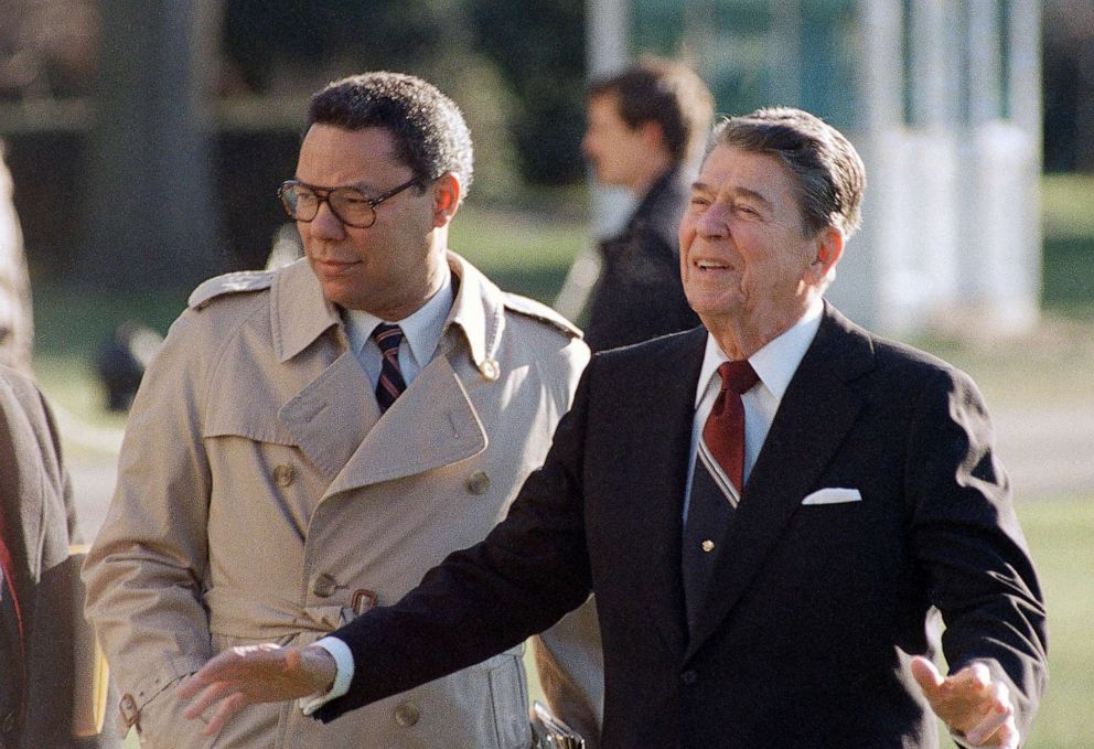 PHOTO: President Ronald Reagan, accompanied by national security adviser Colin Powell, leaves the White House, Dec. 16, 1988.