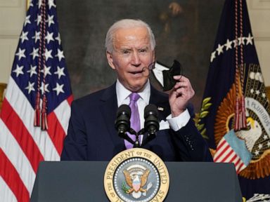 Biden berencana untuk mengambil 200 juta lebih dosis vaksin Pfizer, Moderna COVID-19 thumbnail