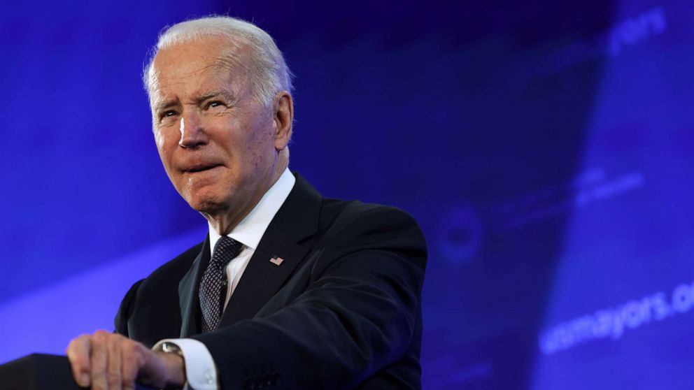 Democrats Turn On Each Other As Biden Agenda Stalls: The Note - ABC News