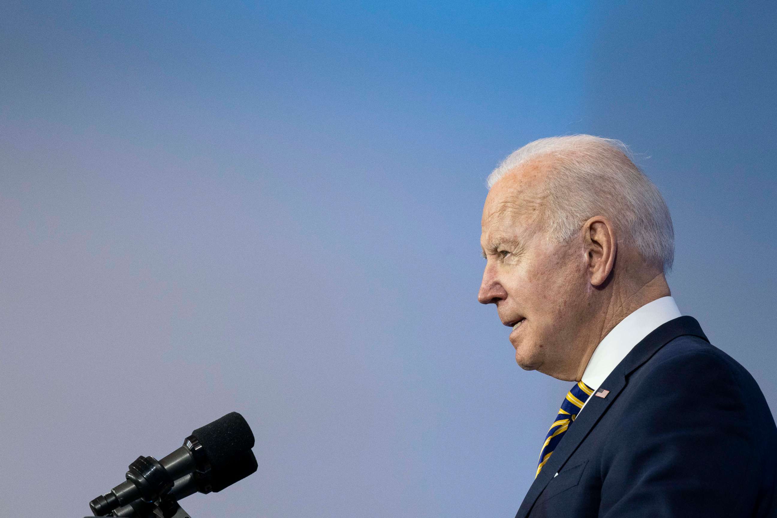 PHOTO: President Joe Biden speaks about prescription drug costs at the Daniel Technology Center of Germanna Community College's Culpeper Campus, Feb. 10, 2022, in Culpeper, Va.