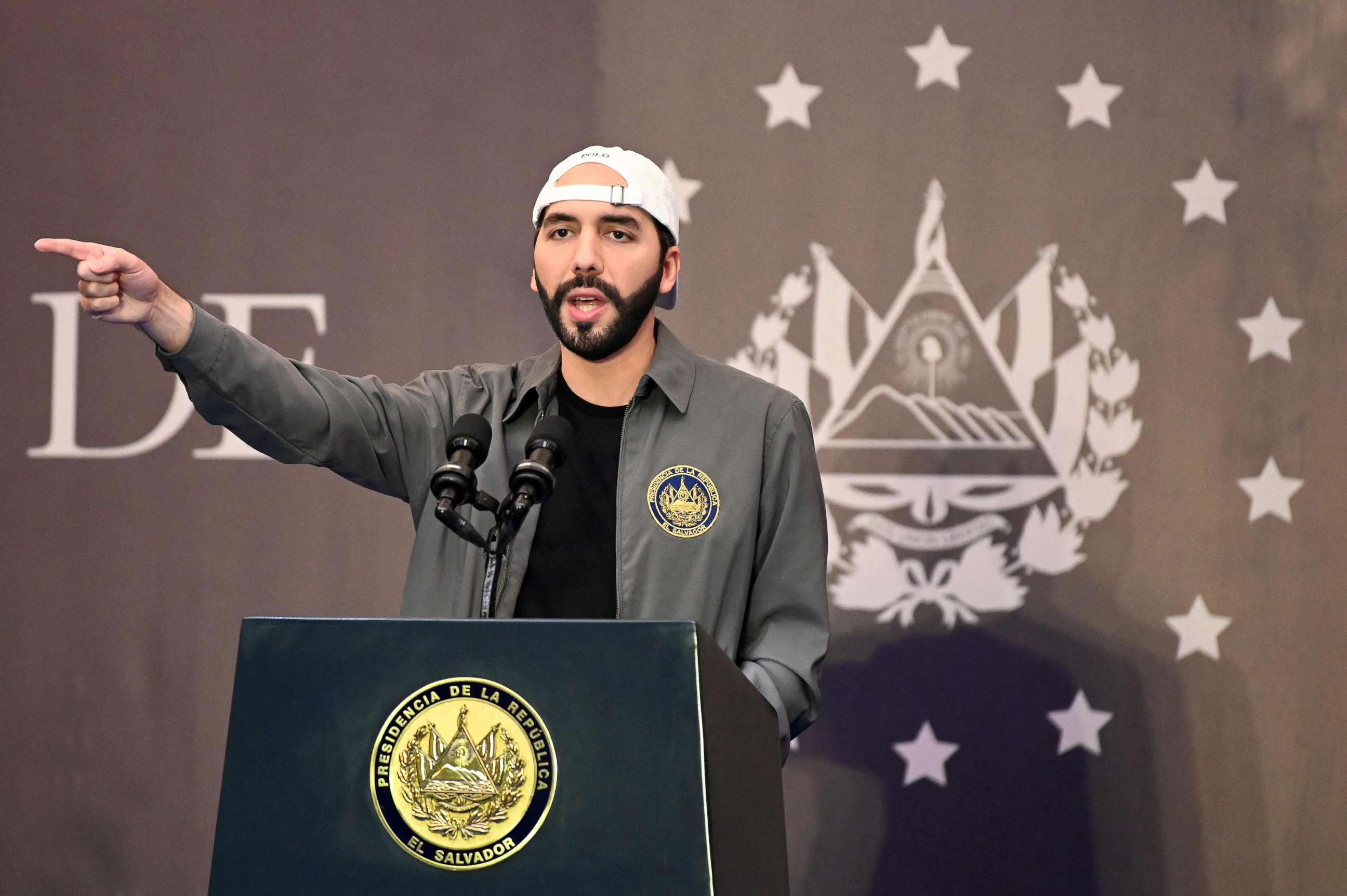 PHOTO: Salvadoran President Nayib Bukele delivers a press conference at a hotel in San Salvador, Feb. 28, 2021.