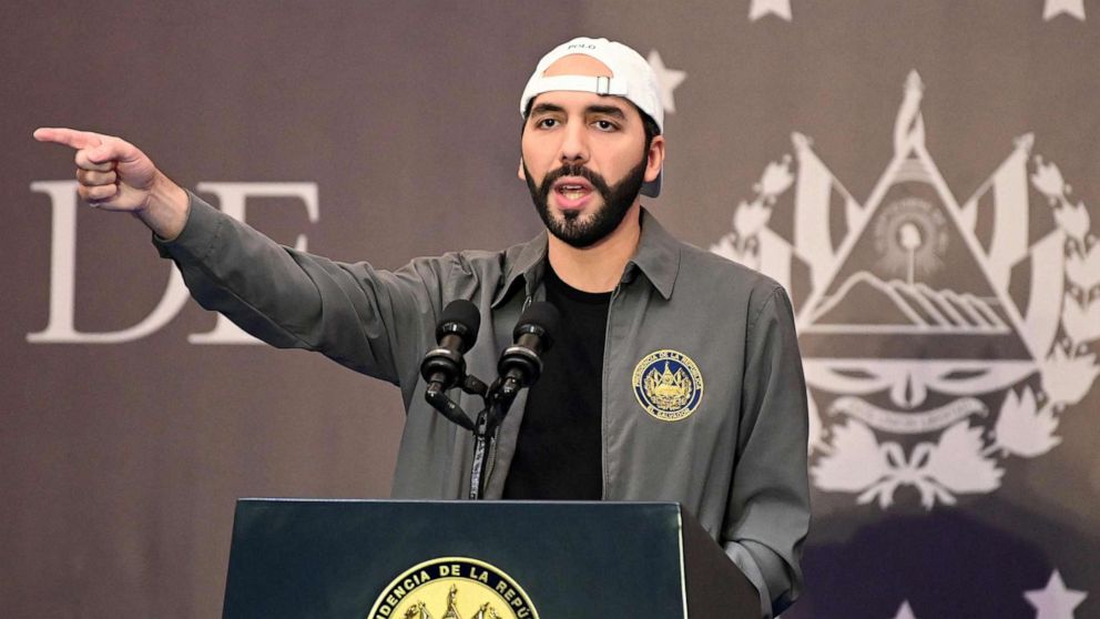PHOTO: Salvadoran President Nayib Bukele delivers a press conference at a hotel in San Salvador, Feb. 28, 2021.