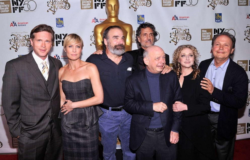 PHOTO: Cary Elwes, Robin Wright, Mandy Patinkin, Chris Sarandon, Wallace Shawn, Carol Kane, and Billy Crystal attend the 25th anniversary screening & cast reunion of "The Princess Bride" during the 50th New York Film Festival in New York, Oct. 2, 2012.