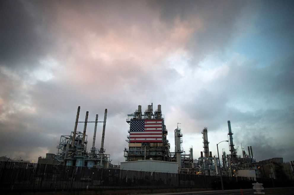 PHOTO: A general view Tesoro's Los Angeles oil refinery in Los Angeles, Oct. 10, 2014. 