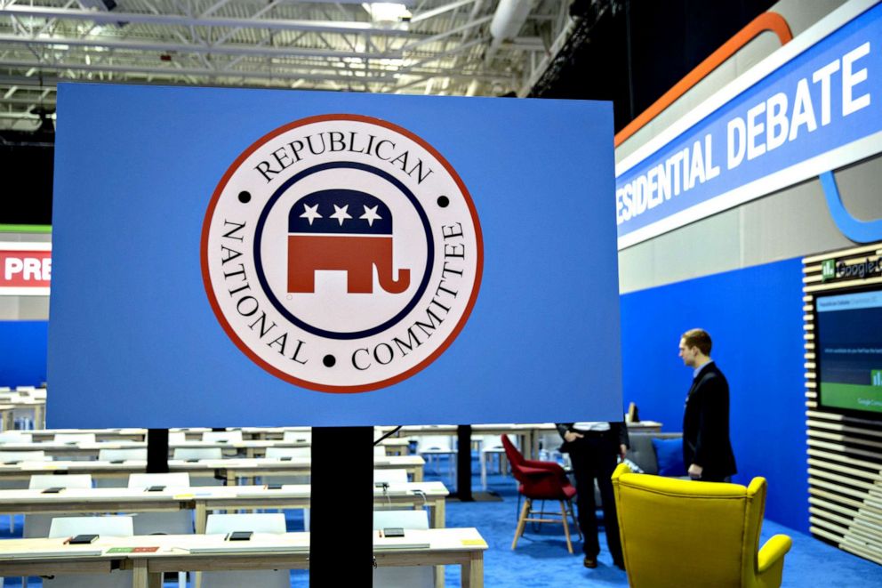 PHOTO: A Republican National Committee (RNC) sign stands in the media filing center ahead of the Republican presidential candidate debate in North Charleston, South Carolina, Jan. 14, 2016.