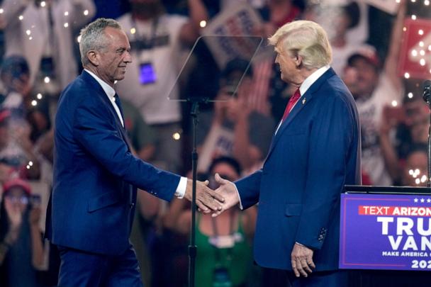 RFK Jr. says he's suspending 2024 campaign, joins Trump at Arizona ...