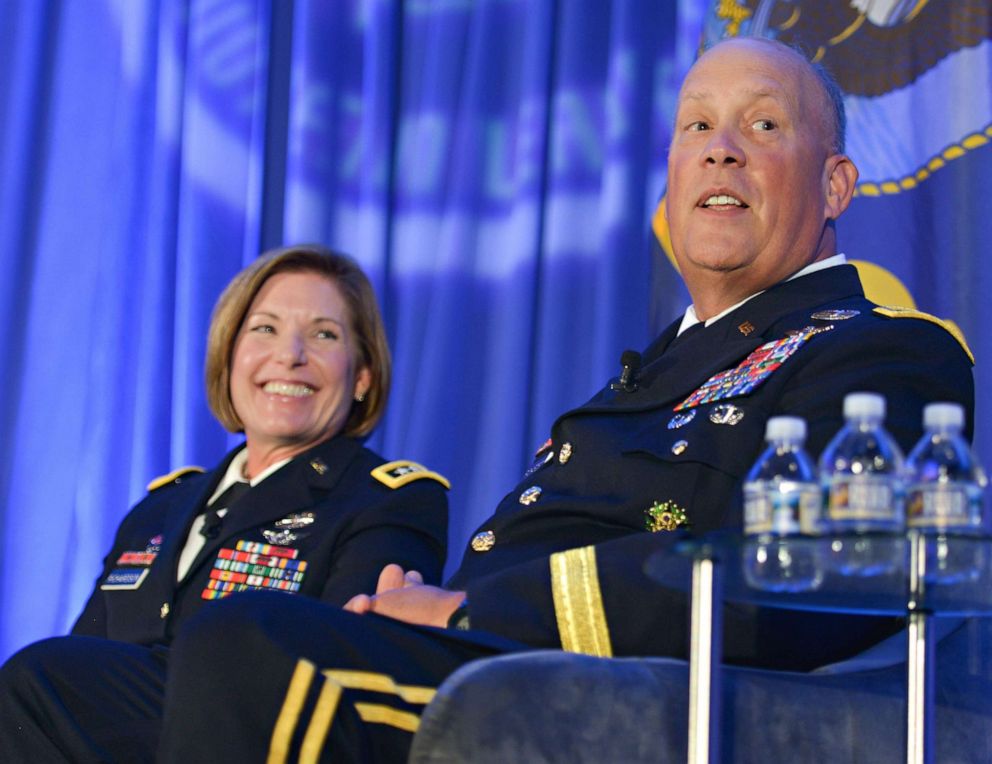 PHOTO: Lt. Gen. Laura Richardson and Lt. Gen. James Richardson discuss their dual military family life, which has spanned more than three decades in Washington, D.C.