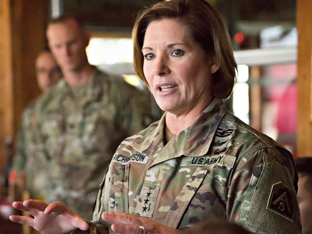 PHOTO: Lt. Gen. Laura J. Richardson, commander, U.S. Army North (USARNORTH), speaks to the Soldiers of D Company, 3rd Battalion, 187th Infantry Regiment, 3rd Brigade Combat Team, 101st Airborne Division (Air Assault)in Del Rio, Texas, Dec. 24, 2019.