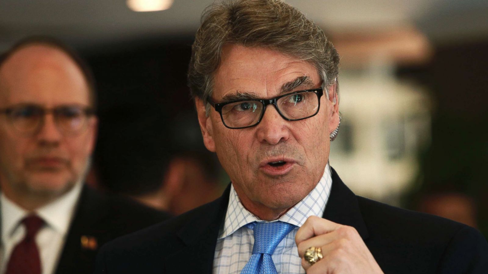 Rick Perry formally named as energy secretary in Trump Cabinet