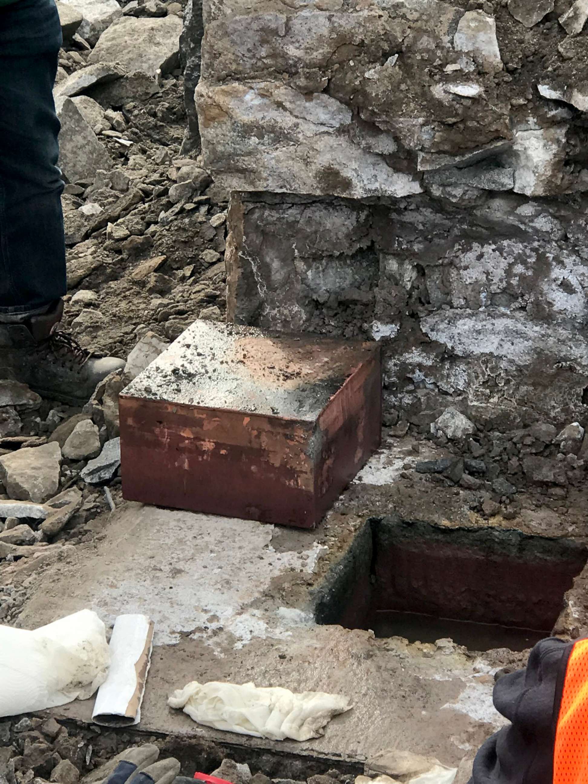 PHOTO: Governor Ralph Northam announced the discovery of what is believed to be the authentic time capsule from the Robert E. Lee monument in Richmond, Va., via Twitter on Dec. 27, 2021.