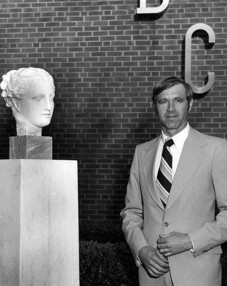 PHOTO: Former Centers for Disease Control director William H Foege stands next to a bust of Hygeia, the Greek goddess of health, 1985. 