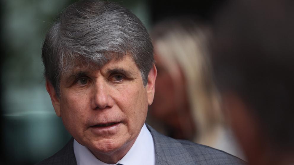 PHOTO: Former Illinois governor and convicted felon Rod Blagojevich speaks to the press outside of the Dirksen Federal Courthouse on Aug. 02, 2021 in Chicago.