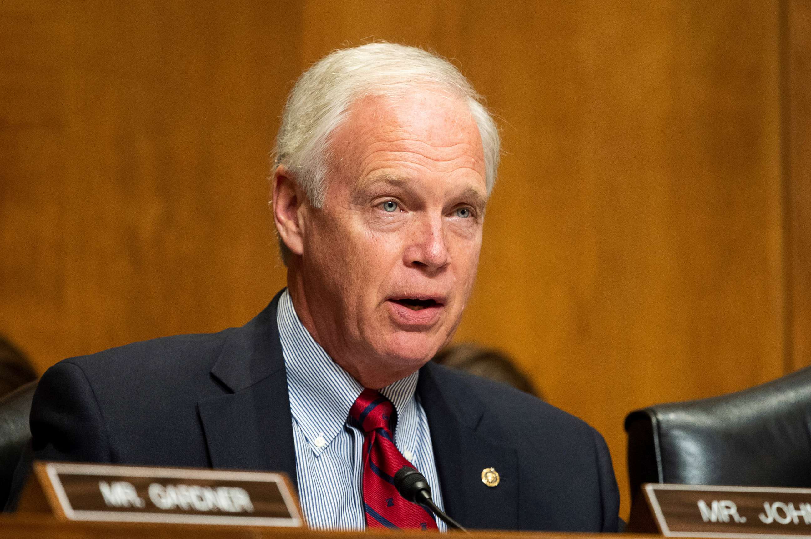 PHOTO: Sen. Ron Johnson speaks to reporters as he arrives at the Capitol in Washington, Jan. 27, 2020.