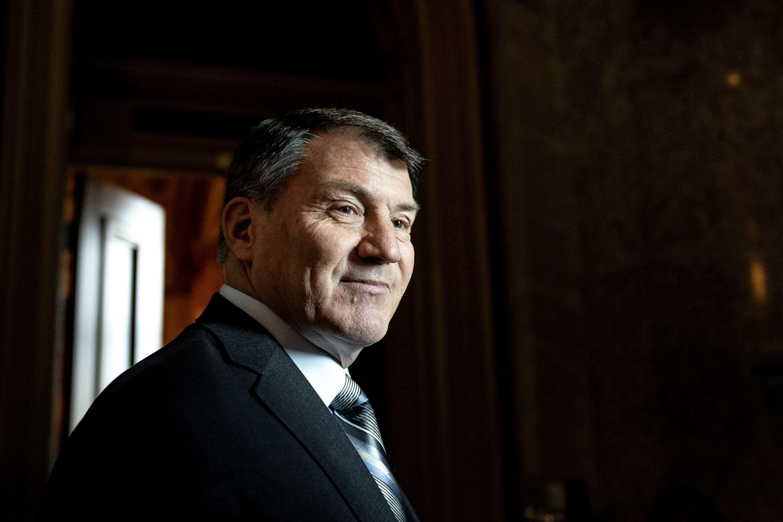 PHOTO: Sen. Mike Rounds walks to Senate Republican policy luncheons at the Capitol, Oct. 7, 2021.