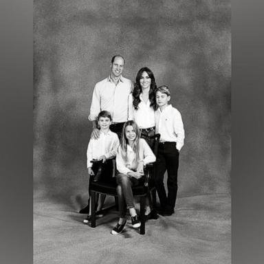 El príncipe William y la princesa Kate comparten una foto de la tarjeta navideña de su familia