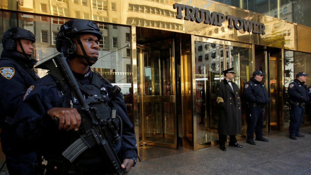 PHOTO: Members of the New York Police Department's Counterterrorism Bureau stand watch outside U.S. Republican presidential nominee Donald Trump's Trump Tower ahead of the U.S. presidential election in Manhattan, New York, U.S., Nov. 7, 2016.