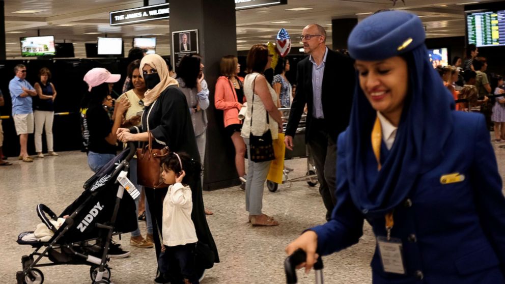 PHOTO: Passengers and crew arrive from Riyadh, Saudi Arabia, at Washington Dulles International Airport, in Dulles, Va., June 26, 2017.